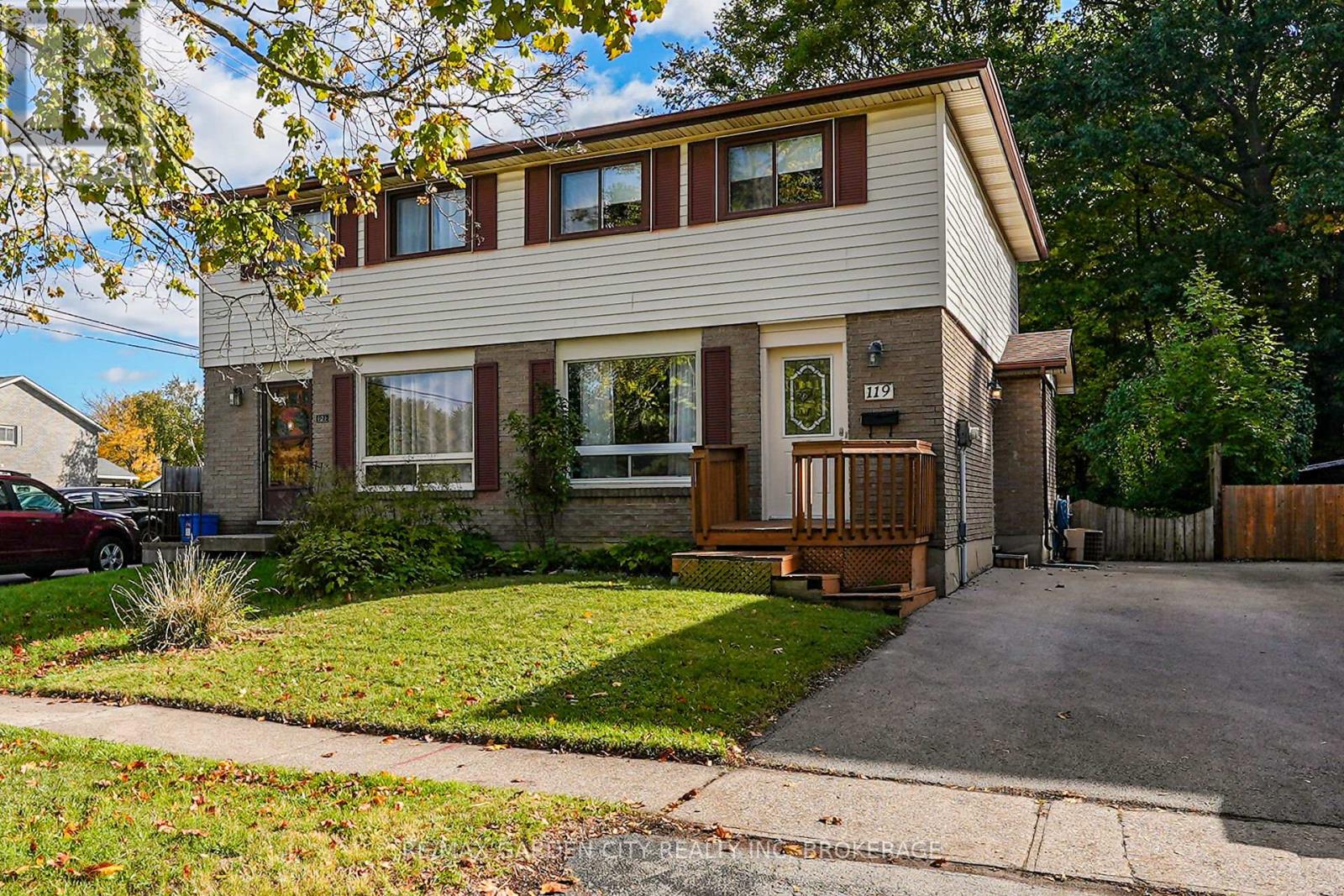 119 Silvan Drive, Welland, Ontario  L3C 6C1 - Photo 1 - X12455963