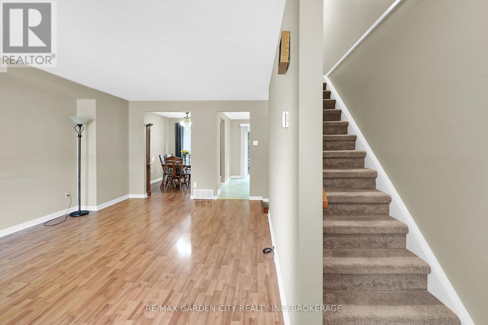 119 Silvan Drive, Welland, Ontario  L3C 6C1 - Photo 14 - X12455963