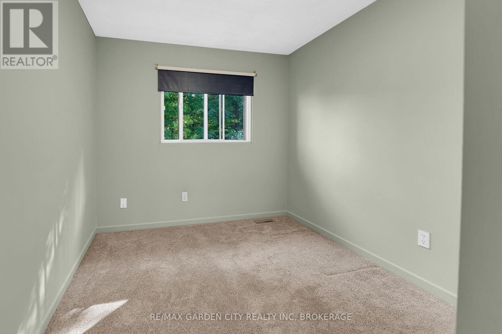 119 Silvan Drive, Welland, Ontario  L3C 6C1 - Photo 20 - X12455963