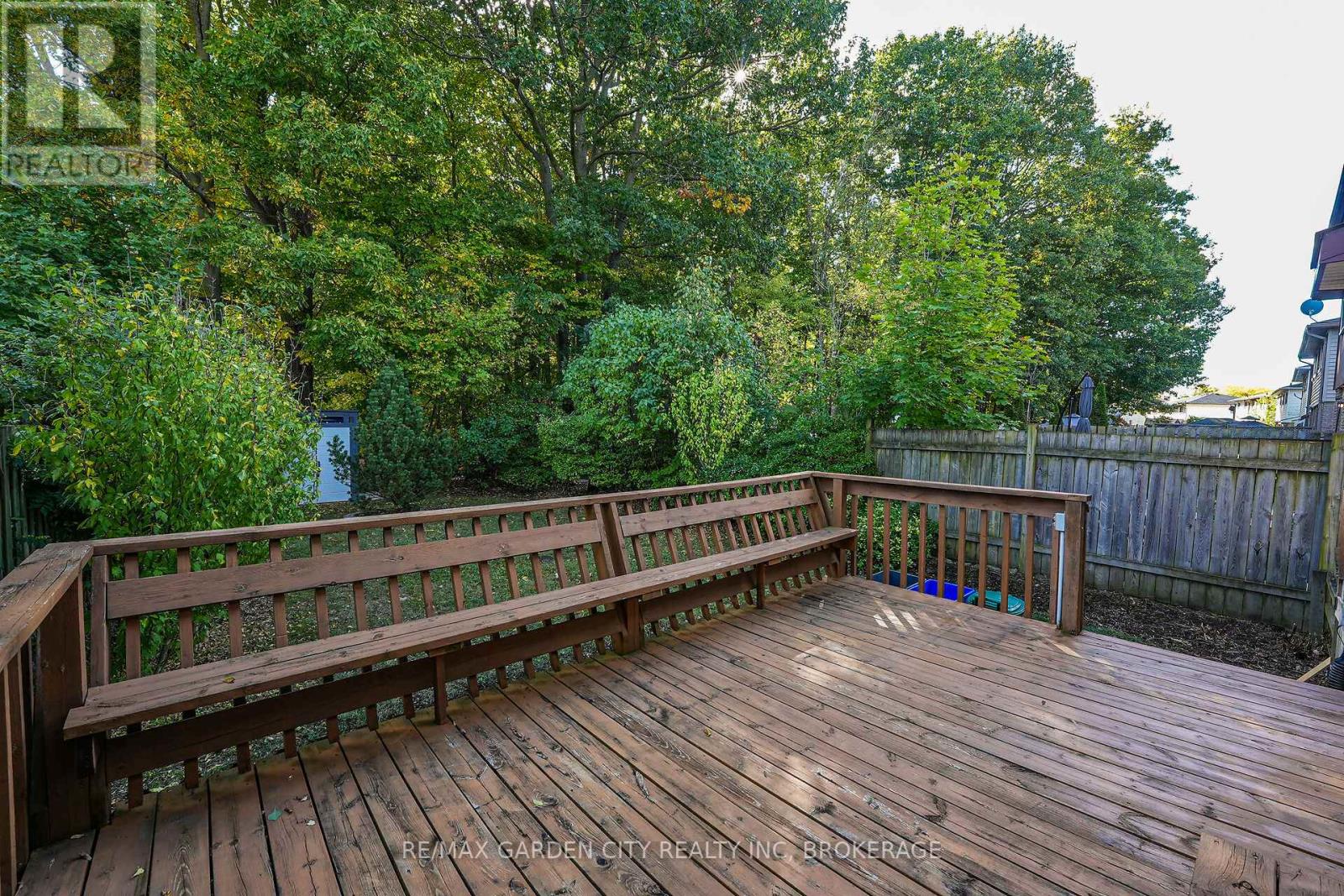 119 Silvan Drive, Welland, Ontario  L3C 6C1 - Photo 36 - X12455963