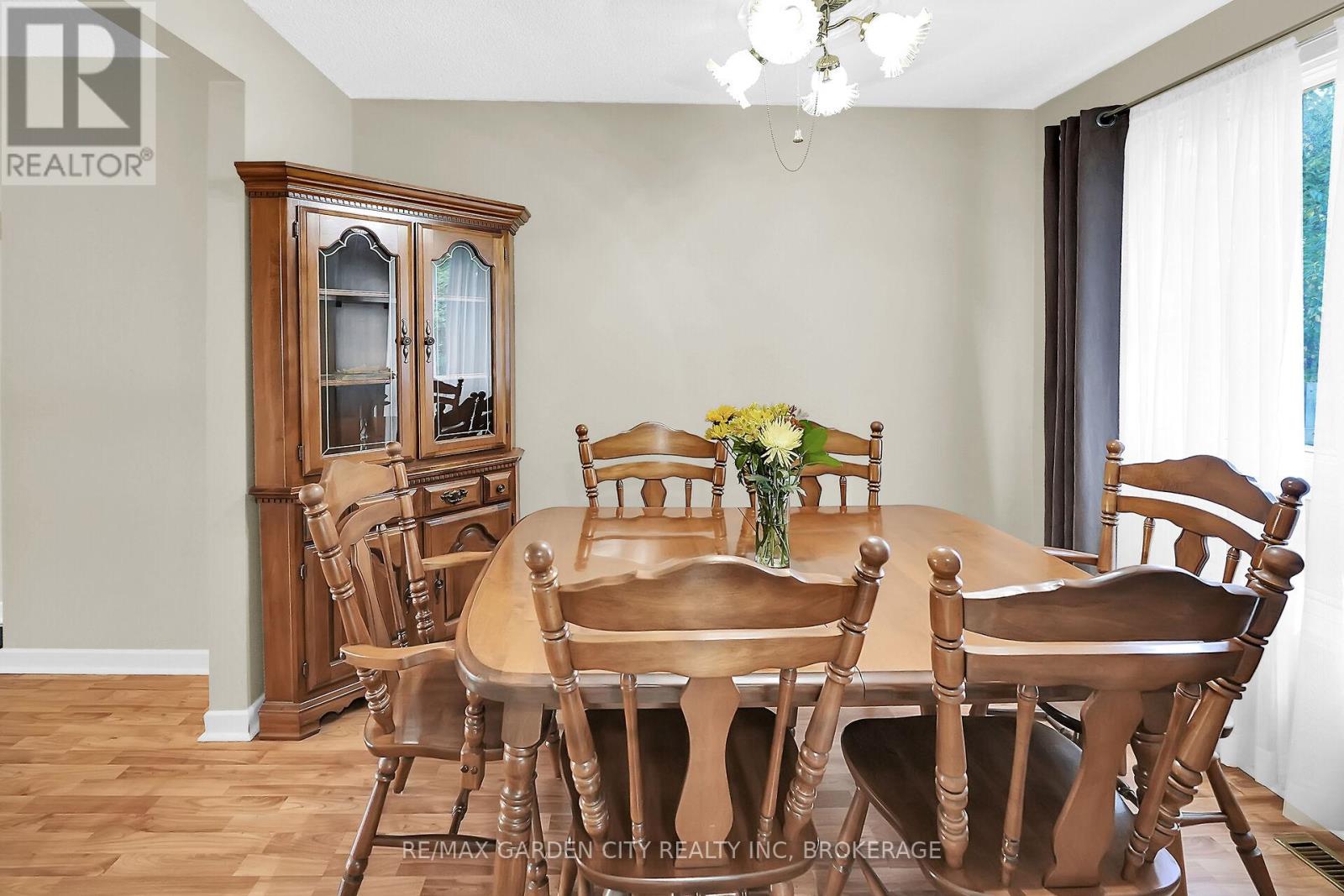 119 Silvan Drive, Welland, Ontario  L3C 6C1 - Photo 9 - X12455963