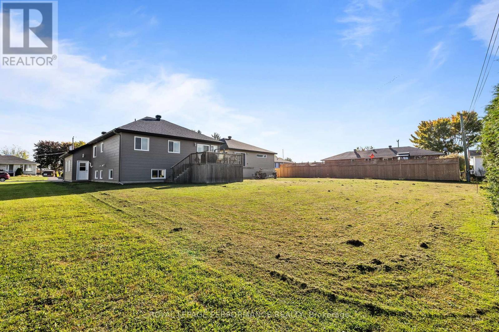 5 Lamoureux Street, The Nation, Ontario  K0G 1L0 - Photo 42 - X12454653