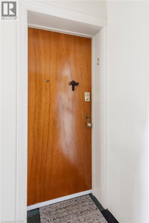 2 Stroud Road Unit# 2, Hamilton, Ontario  L8S 1Z6 - Photo 4 - 40730623