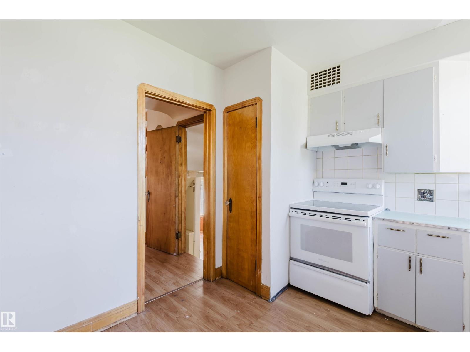 10827 111 St Nw, Edmonton, Alberta  T5H 3G5 - Photo 15 - E4461628