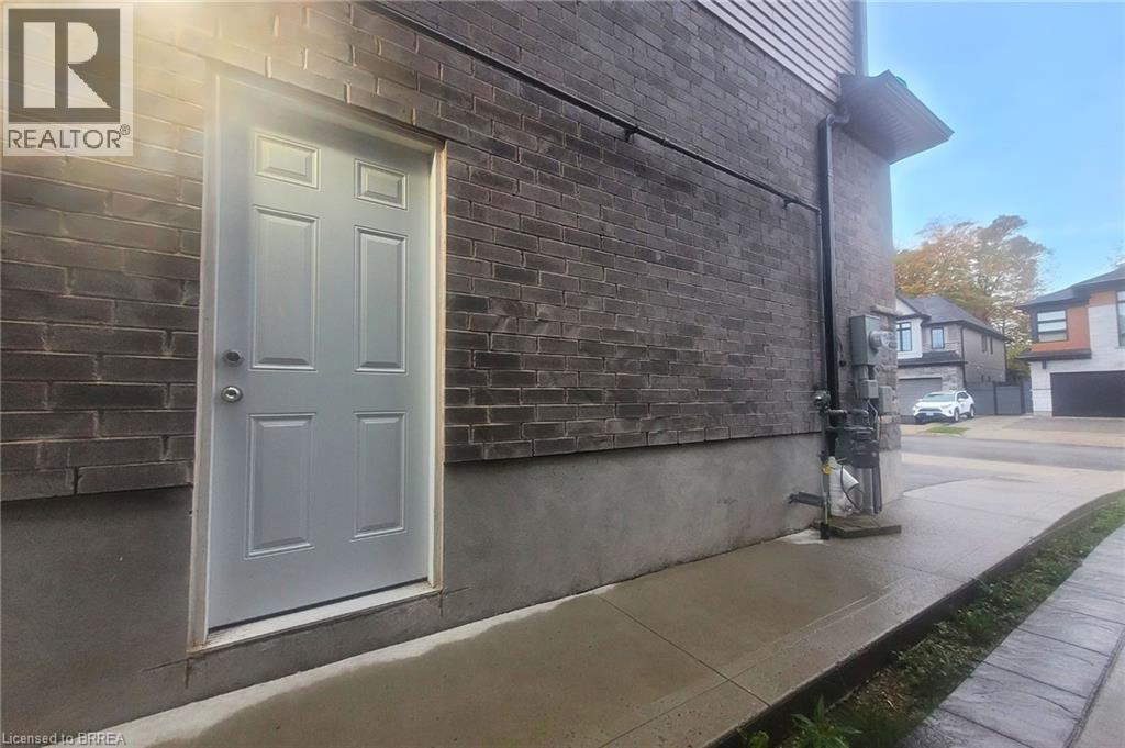 22 Ian Ormston Drive Unit# Lower, Kitchener, Ontario  N2P 0K1 - Photo 2 - 40777519