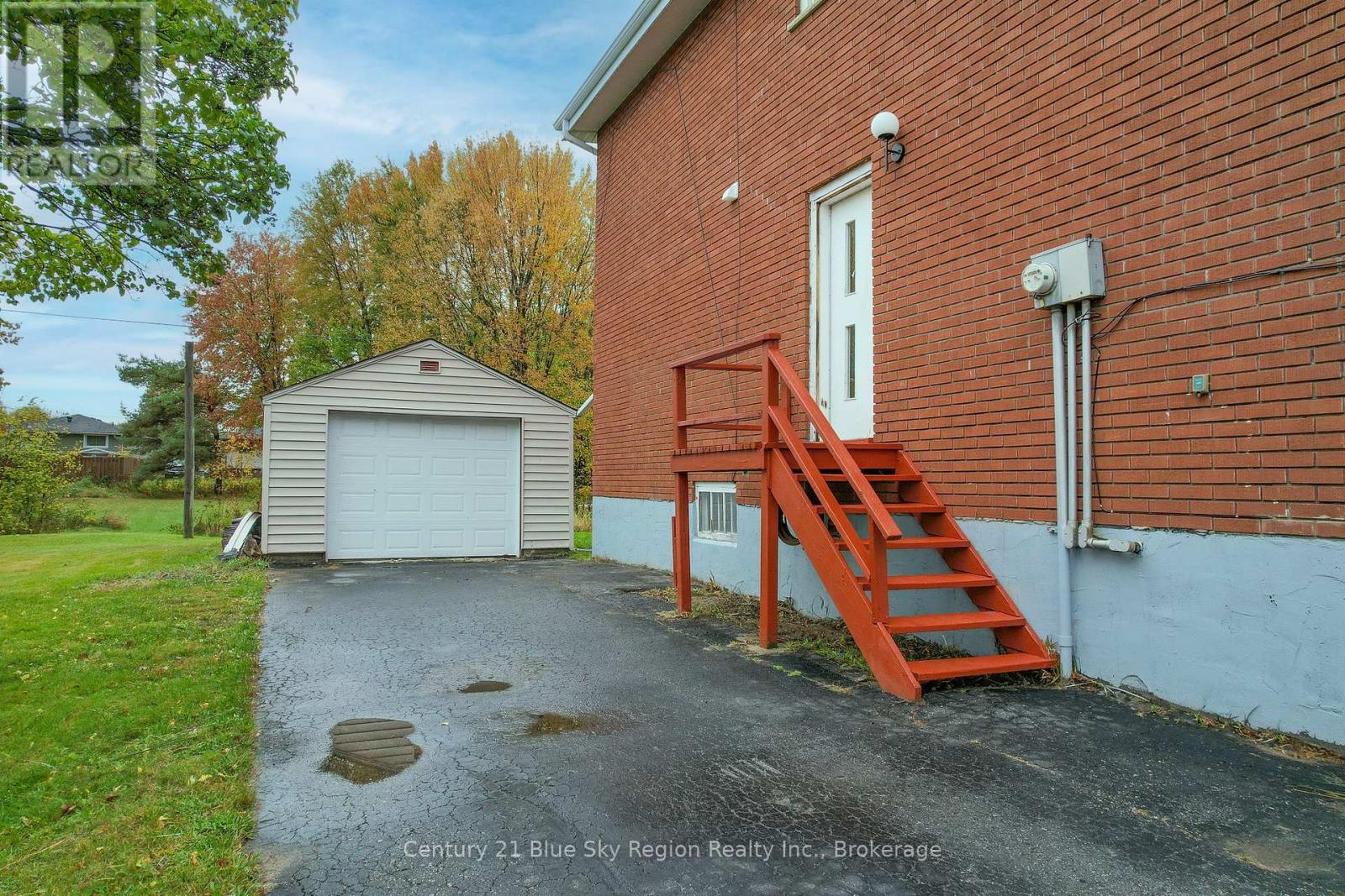 444 Lansdowne Street E, Callander, Ontario P0H 1H0 - Photo 41 - X12449847