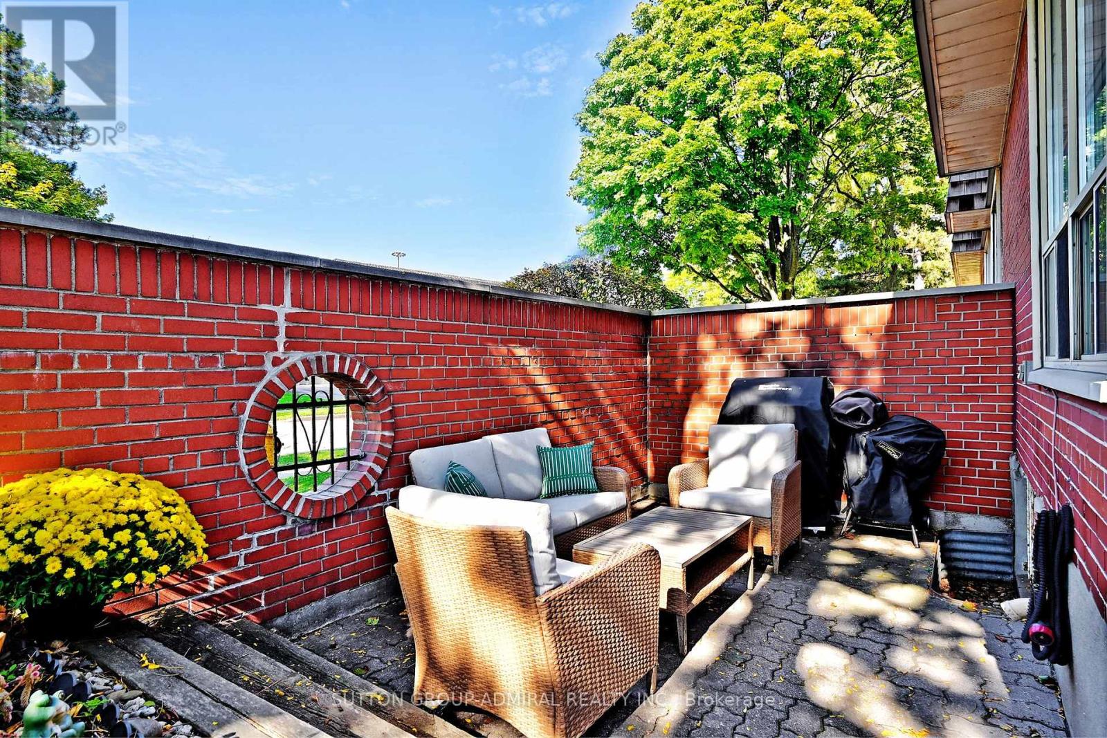 1 - 69 Upper Canada Drive, Toronto, Ontario  M2P 2A3 - Photo 47 - C12455622