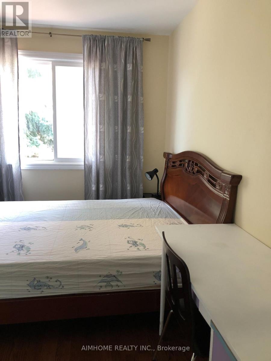 (Main&second Floor) - 47 Yucatan Road, Toronto, Ontario  M2H 2L1 - Photo 8 - C12455935
