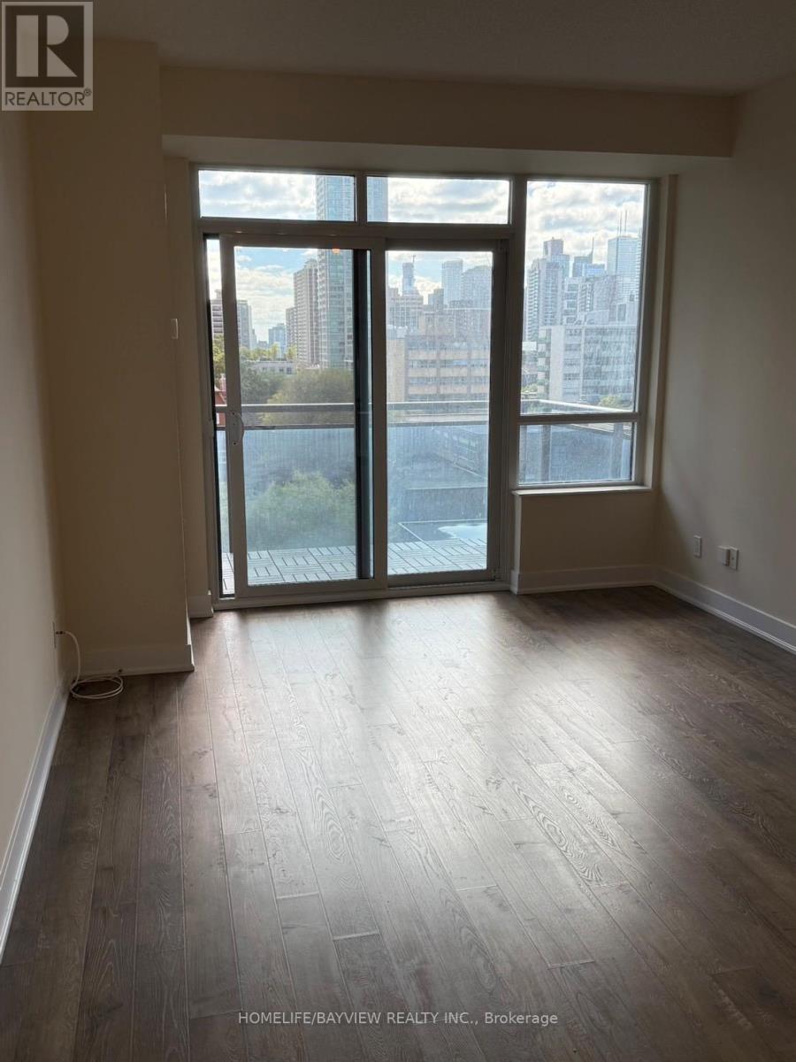 605 - 28 Linden Street, Toronto, Ontario  M4Y 0A4 - Photo 4 - C12455952
