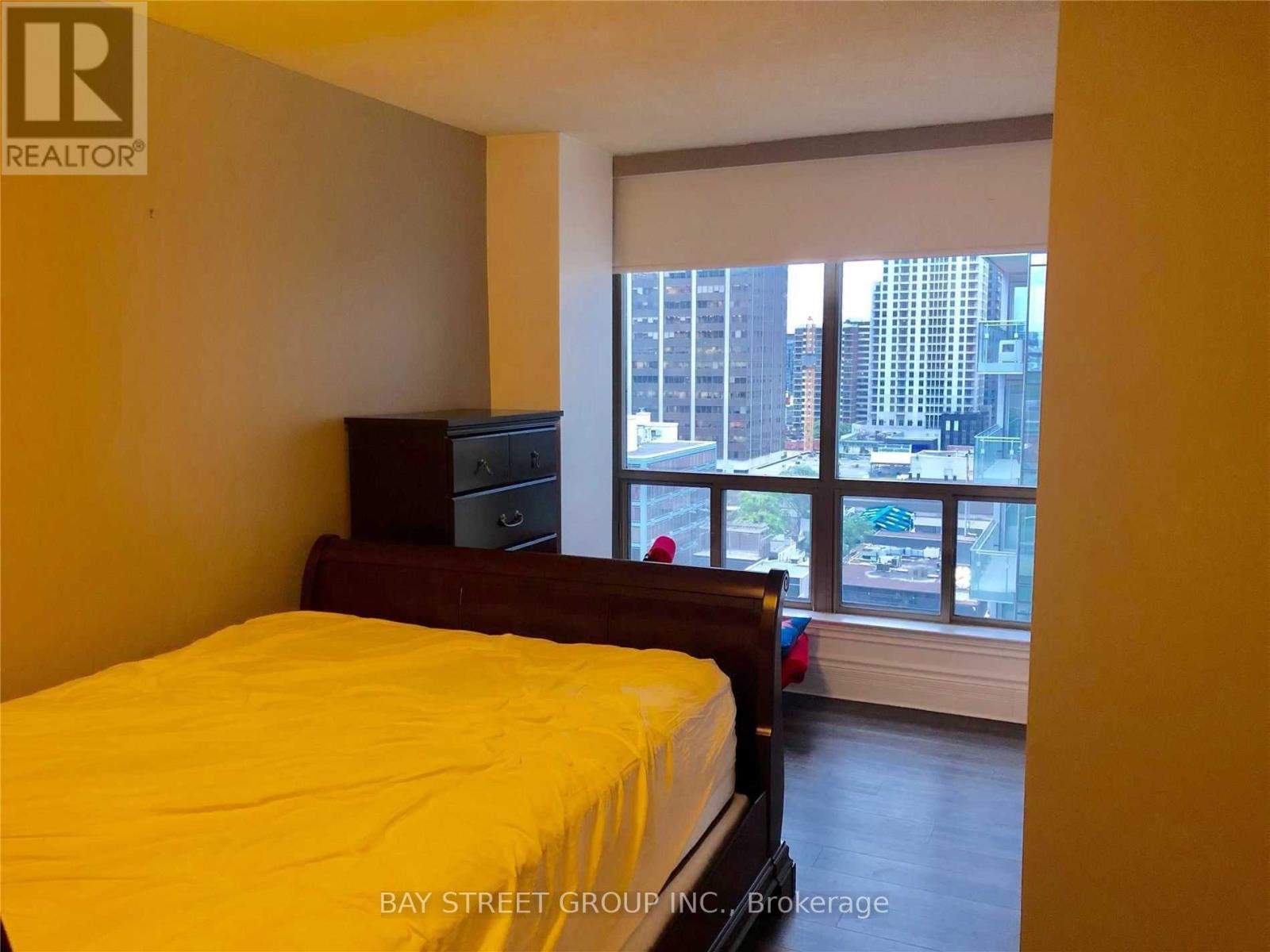 1507 - 40 Scollard Street, Toronto, Ontario  M5R 3S1 - Photo 9 - C12455980