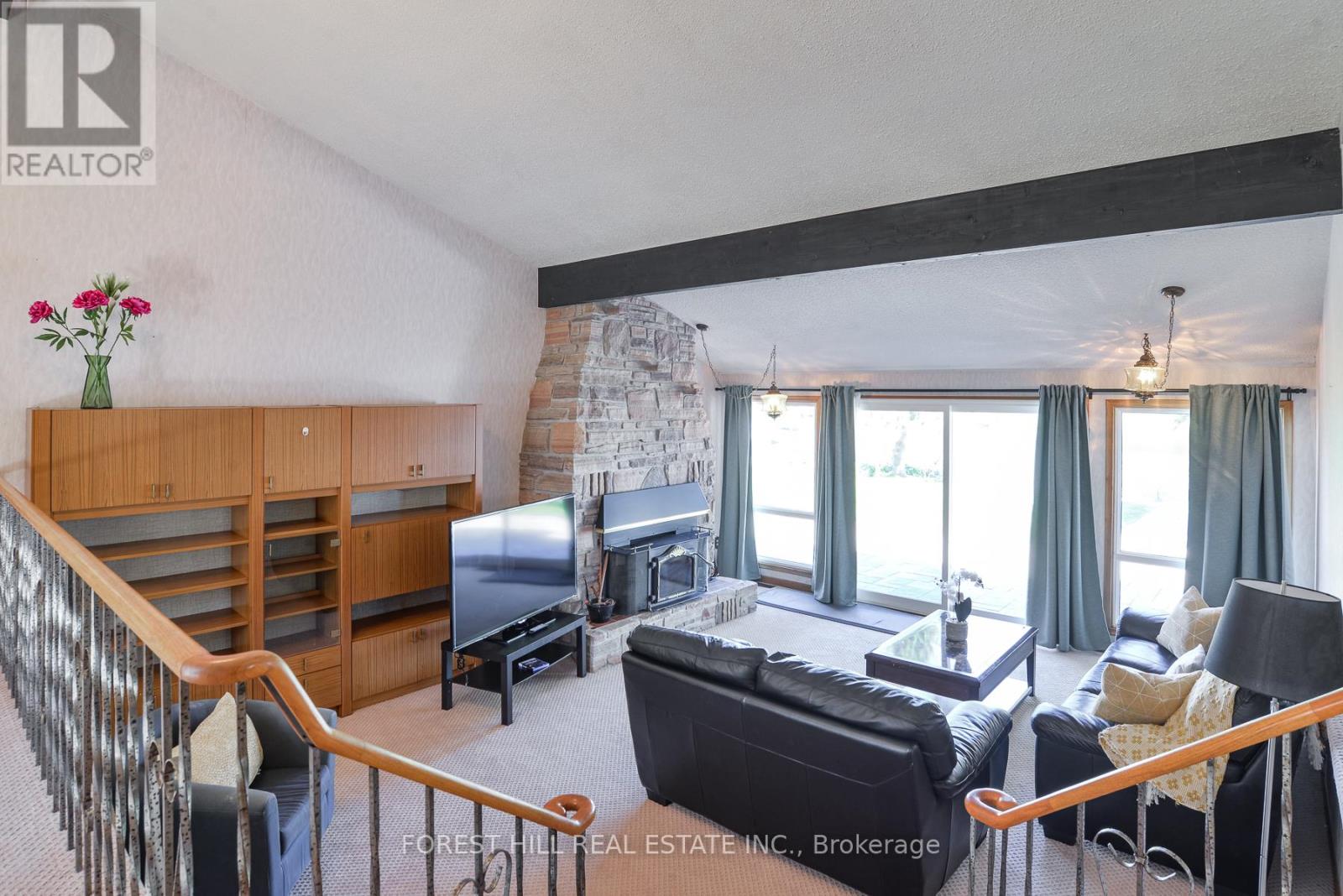 35 Old Indian Trail, Ramara, Ontario  L0K 1B0 - Photo 7 - S12277688