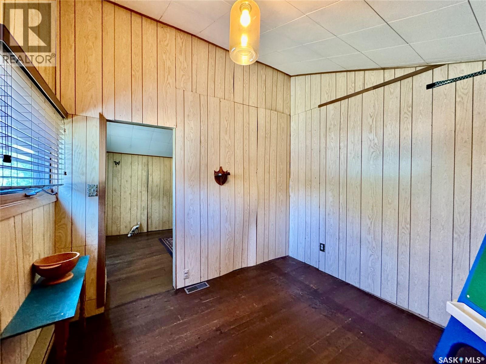 343 4th Street E, Regina Beach, Saskatchewan  S0G 4C0 - Photo 31 - SK020588