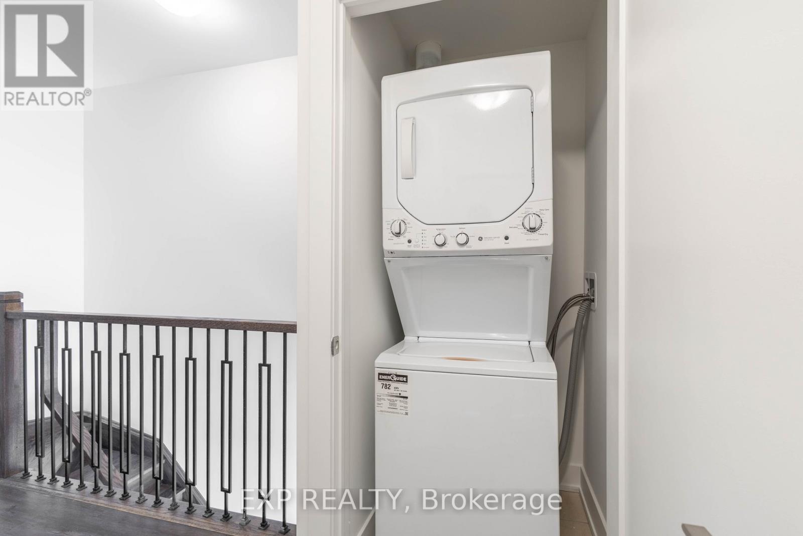 15 - 7 Phelps Lane, Richmond Hill, Ontario  L4E 1J4 - Photo 13 - N12455947
