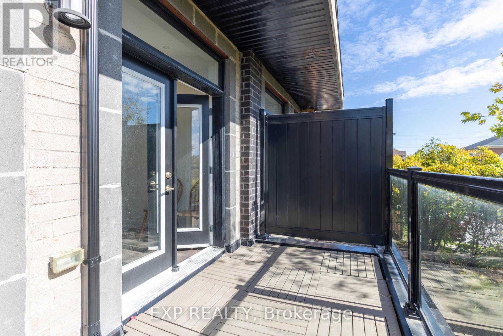 15 - 7 Phelps Lane, Richmond Hill, Ontario  L4E 1J4 - Photo 6 - N12455947