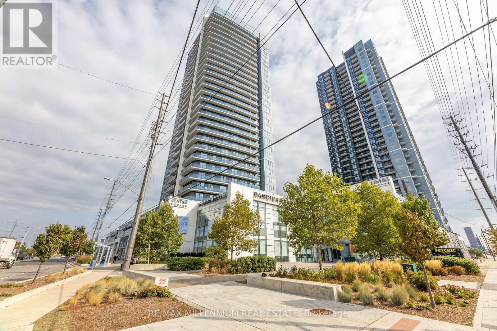 1401 - 3700 HIGHWAY 7 ROAD, Vaughan, Ontario