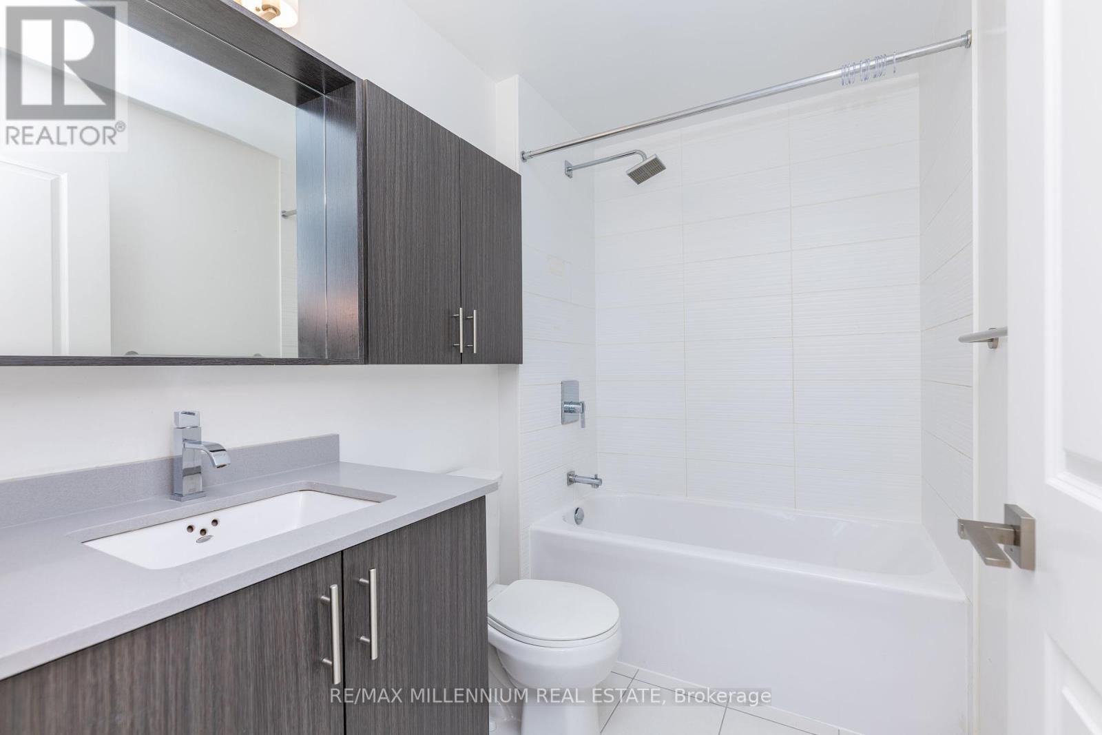 1401 - 3700 Highway 7 Road, Vaughan, Ontario  L4L 0G3 - Photo 16 - N12455968