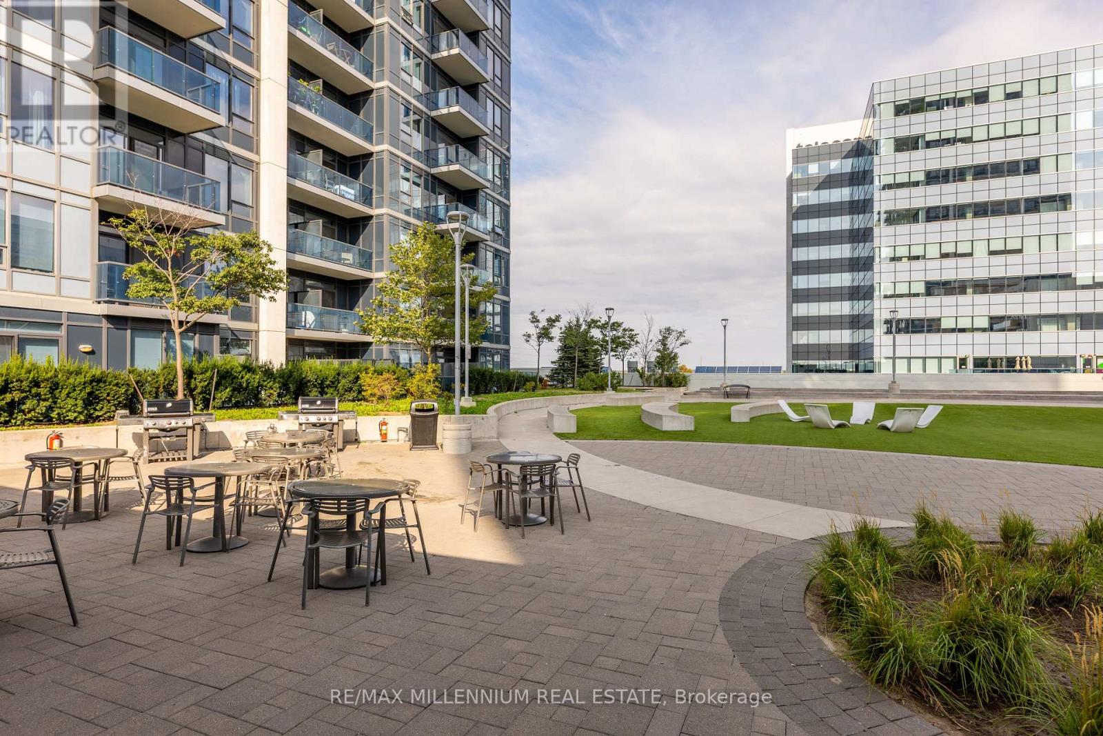 1401 - 3700 Highway 7 Road, Vaughan, Ontario  L4L 0G3 - Photo 25 - N12455968