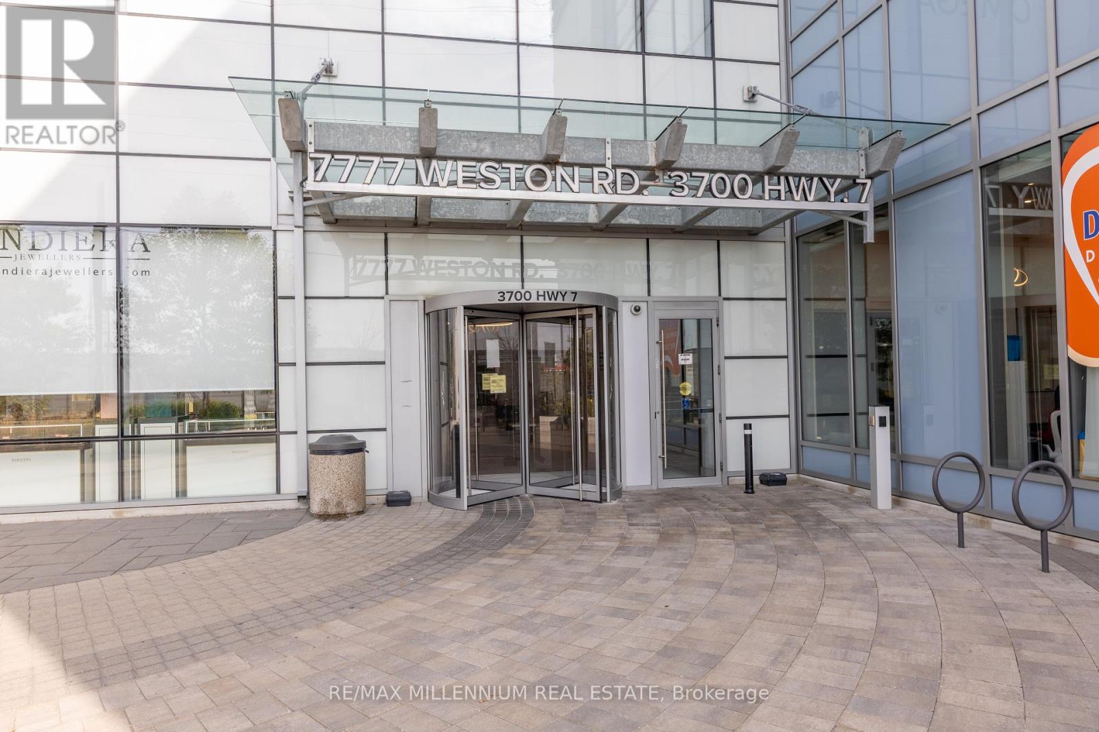 1401 - 3700 Highway 7 Road, Vaughan, Ontario  L4L 0G3 - Photo 3 - N12455968