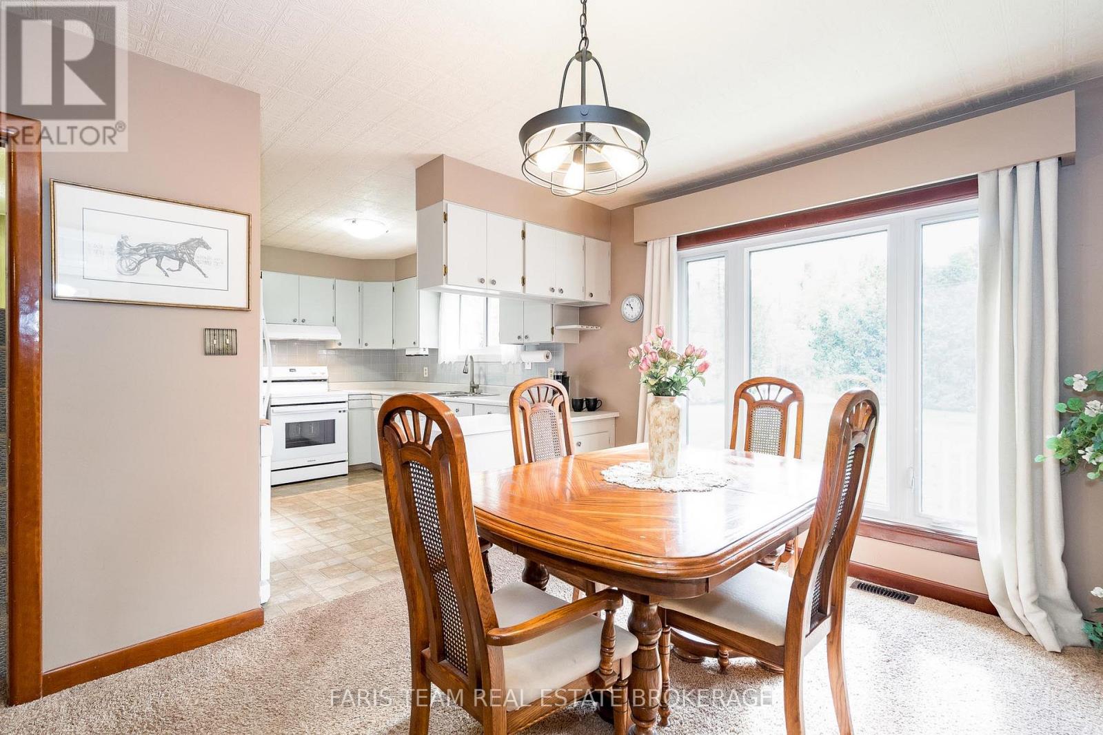 2826 Horseshoe Valley Road W, Springwater, Ontario  L0L 2K0 - Photo 13 - S12455978