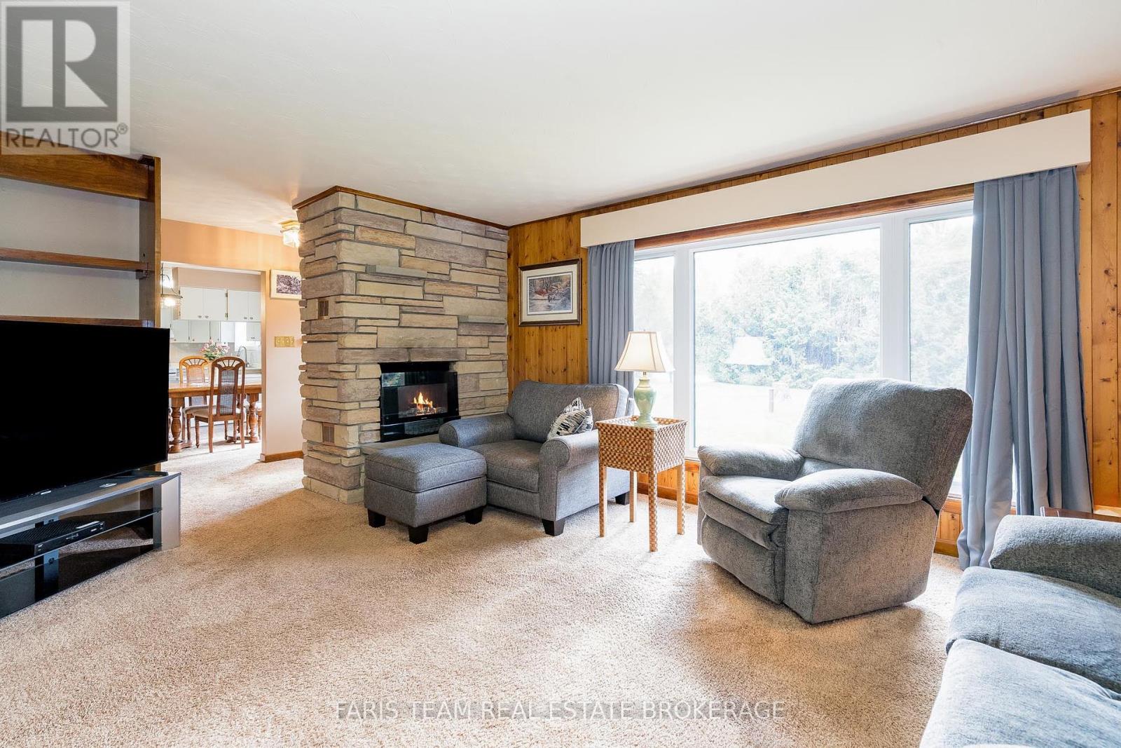 2826 Horseshoe Valley Road W, Springwater, Ontario  L0L 2K0 - Photo 15 - S12455978
