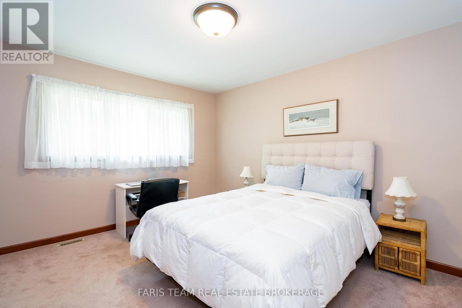 2826 Horseshoe Valley Road W, Springwater, Ontario  L0L 2K0 - Photo 19 - S12455978