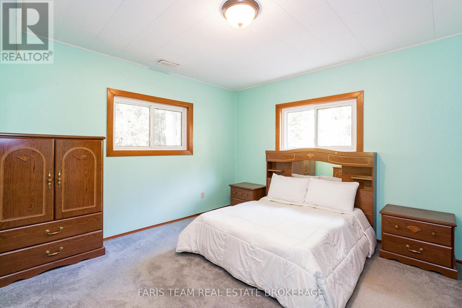2826 Horseshoe Valley Road W, Springwater, Ontario  L0L 2K0 - Photo 24 - S12455978