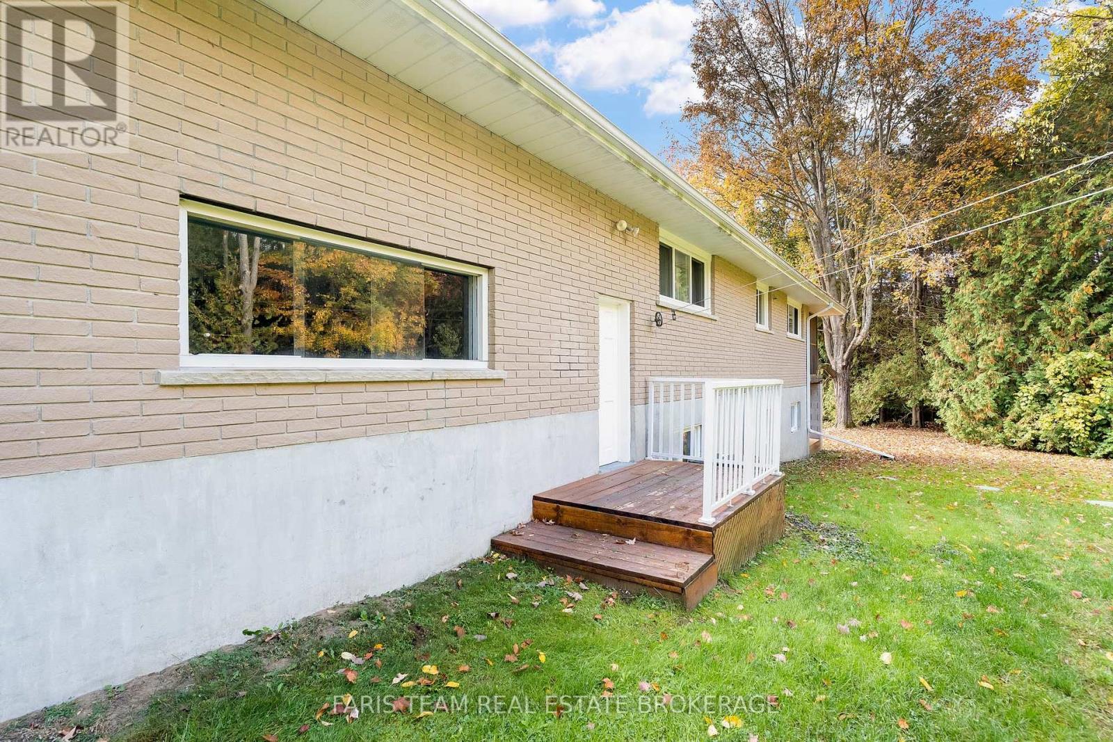2826 Horseshoe Valley Road W, Springwater, Ontario  L0L 2K0 - Photo 26 - S12455978