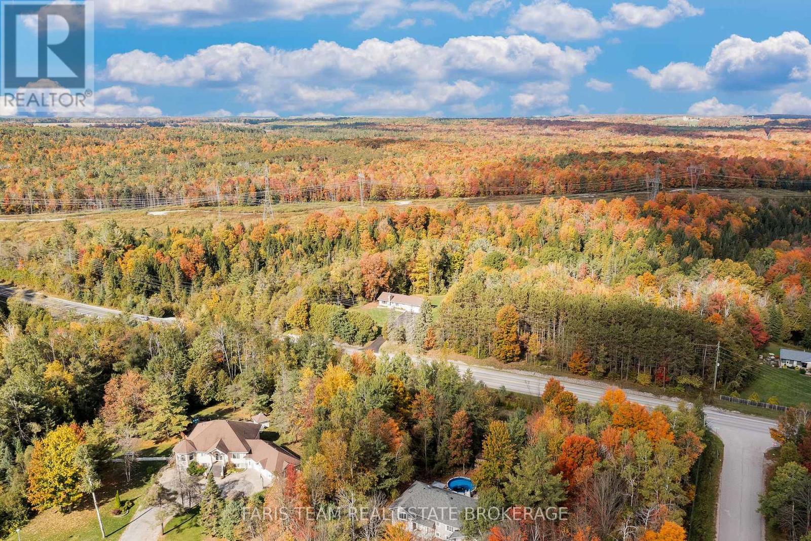 2826 Horseshoe Valley Road W, Springwater, Ontario  L0L 2K0 - Photo 35 - S12455978