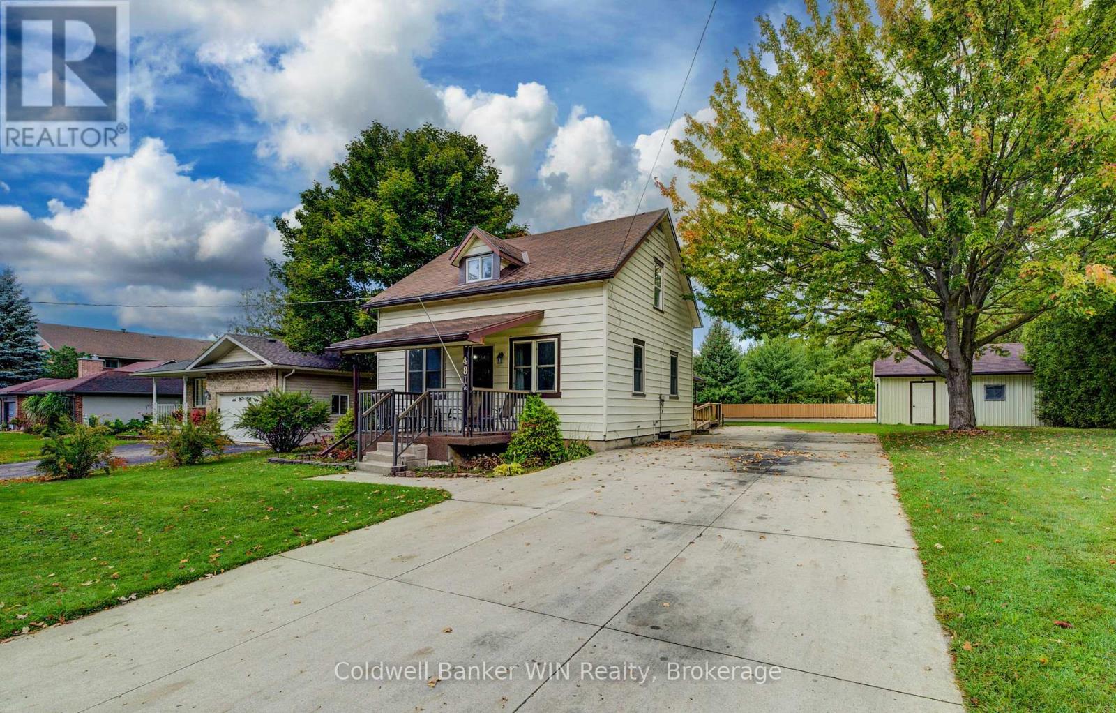 481 Birmingham Street W, Wellington North, Ontario  N0G 2L1 - Photo 1 - X12453527