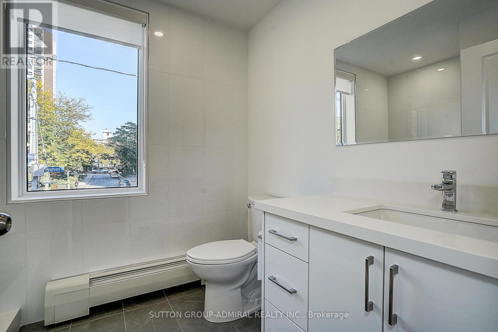 2 - 166 Vaughan Road, Toronto, Ontario  M6C 2M2 - Photo 22 - C12455201