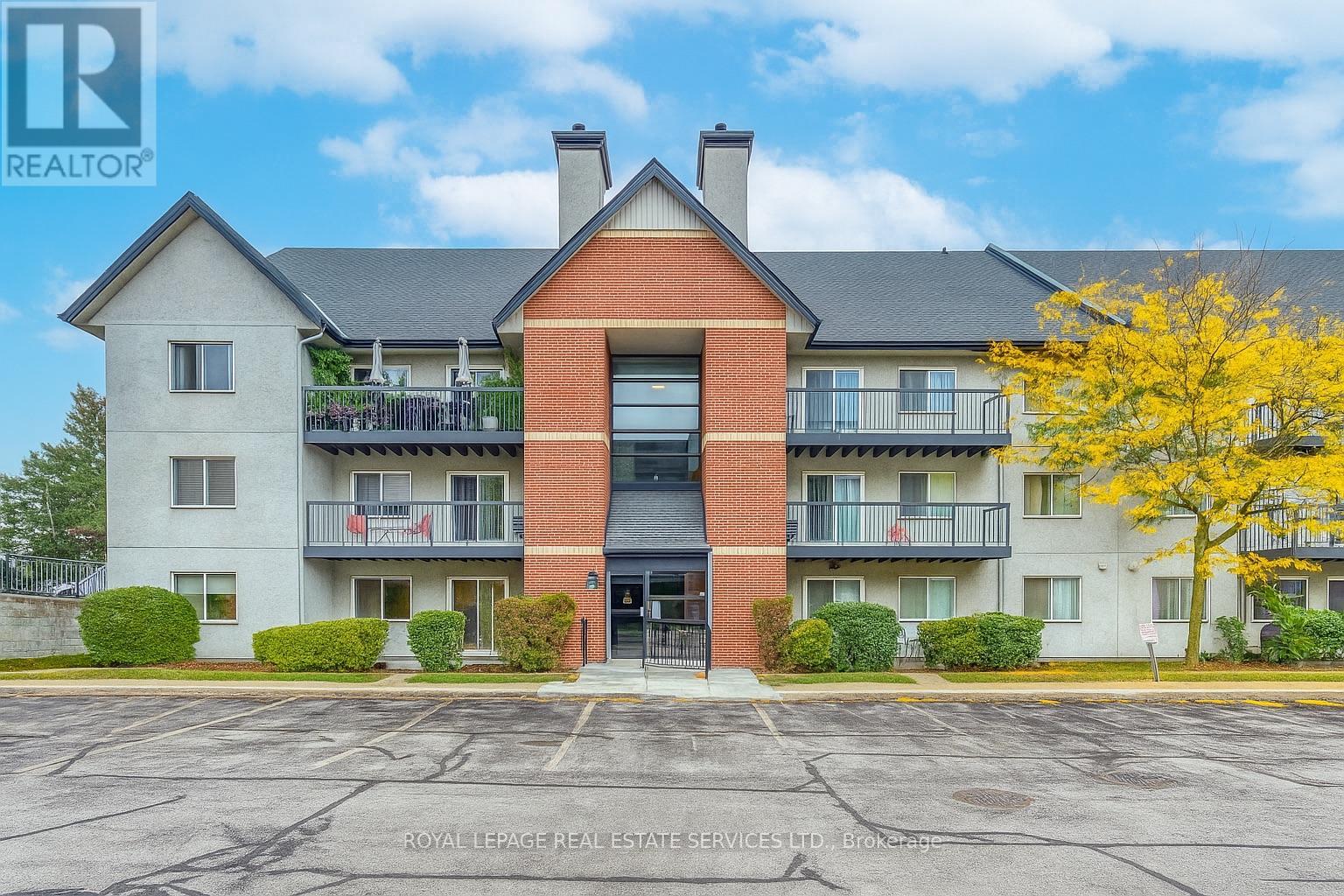 911 - 1450 Glen Abbey Gate, Oakville, Ontario  L6M 2V7 - Photo 1 - W12455936