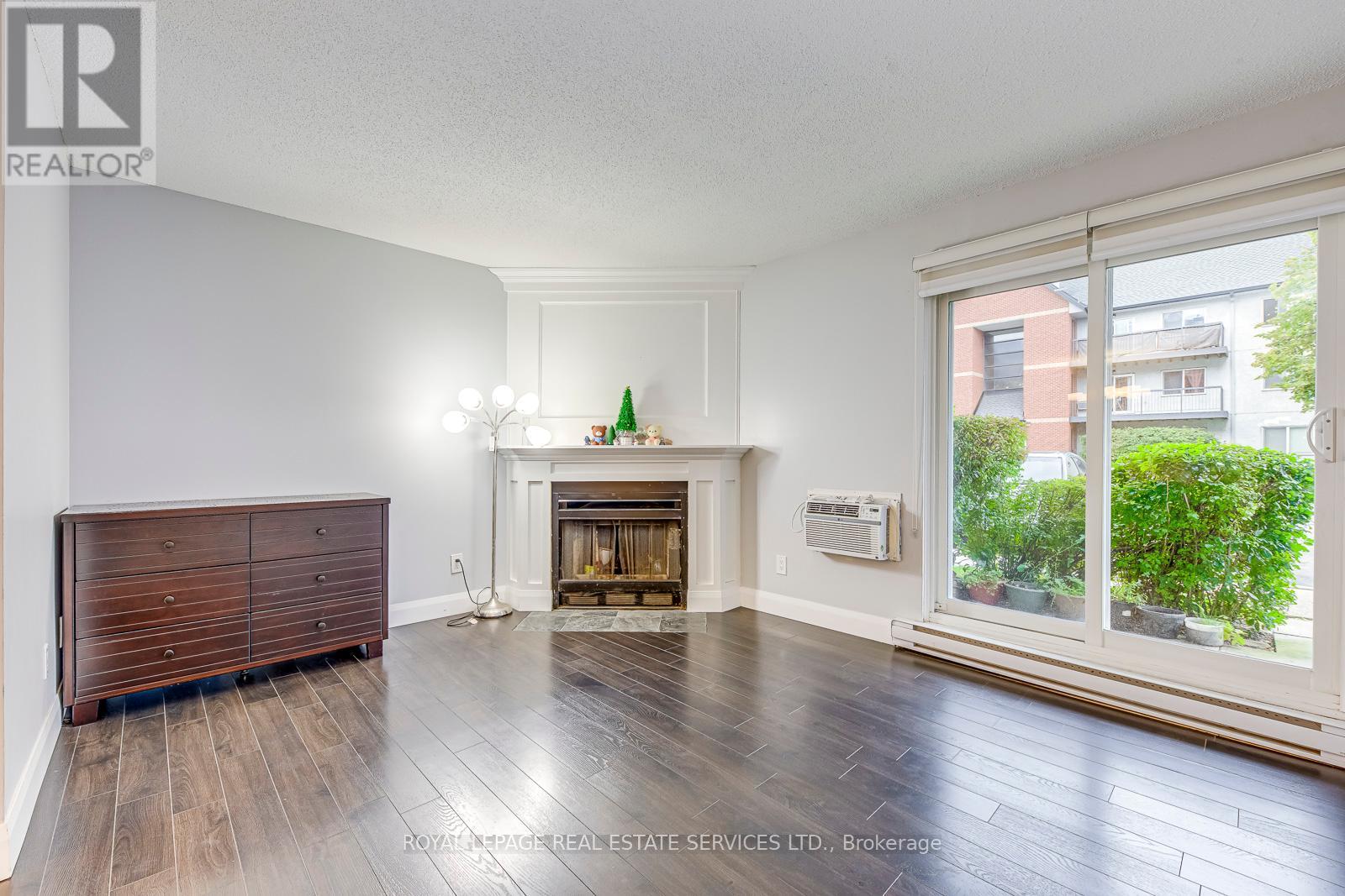 911 - 1450 Glen Abbey Gate, Oakville, Ontario  L6M 2V7 - Photo 10 - W12455936