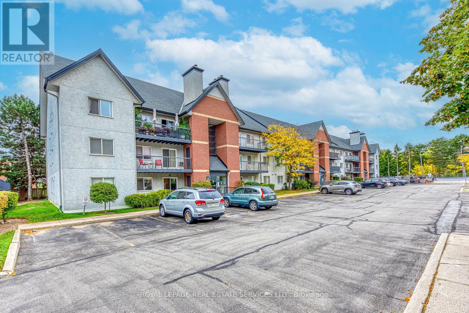 911 - 1450 Glen Abbey Gate, Oakville, Ontario  L6M 2V7 - Photo 2 - W12455936