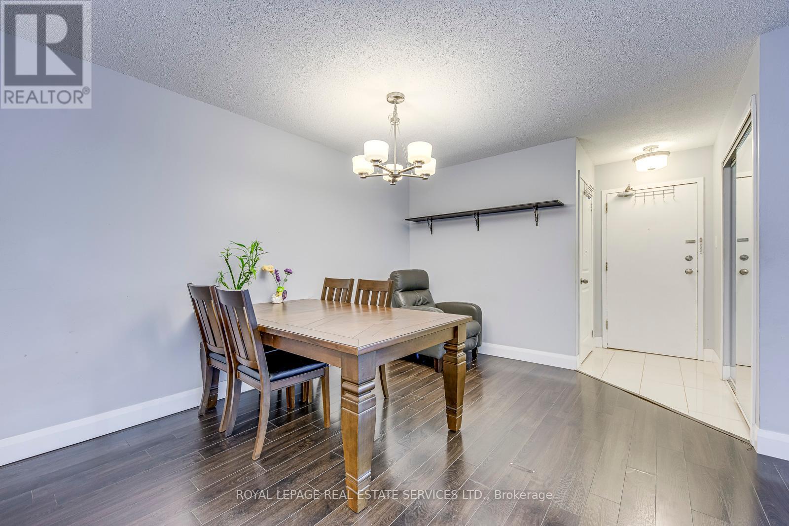 911 - 1450 Glen Abbey Gate, Oakville, Ontario  L6M 2V7 - Photo 5 - W12455936