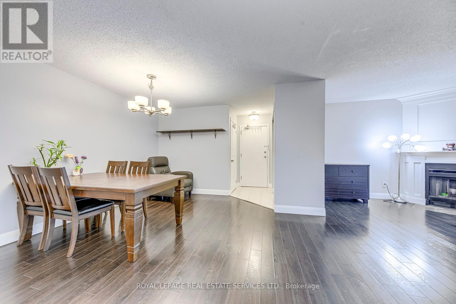 911 - 1450 Glen Abbey Gate, Oakville, Ontario  L6M 2V7 - Photo 8 - W12455936