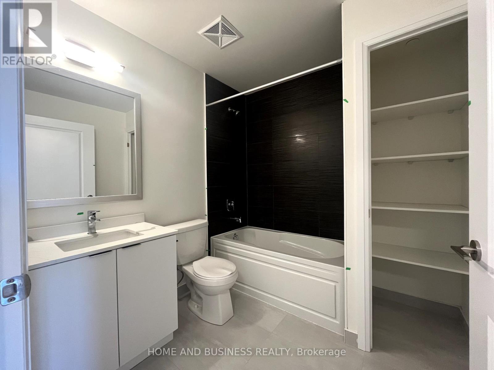 1809 - 15 Watergarden Drive, Mississauga, Ontario  L5R 1B2 - Photo 8 - W12455938