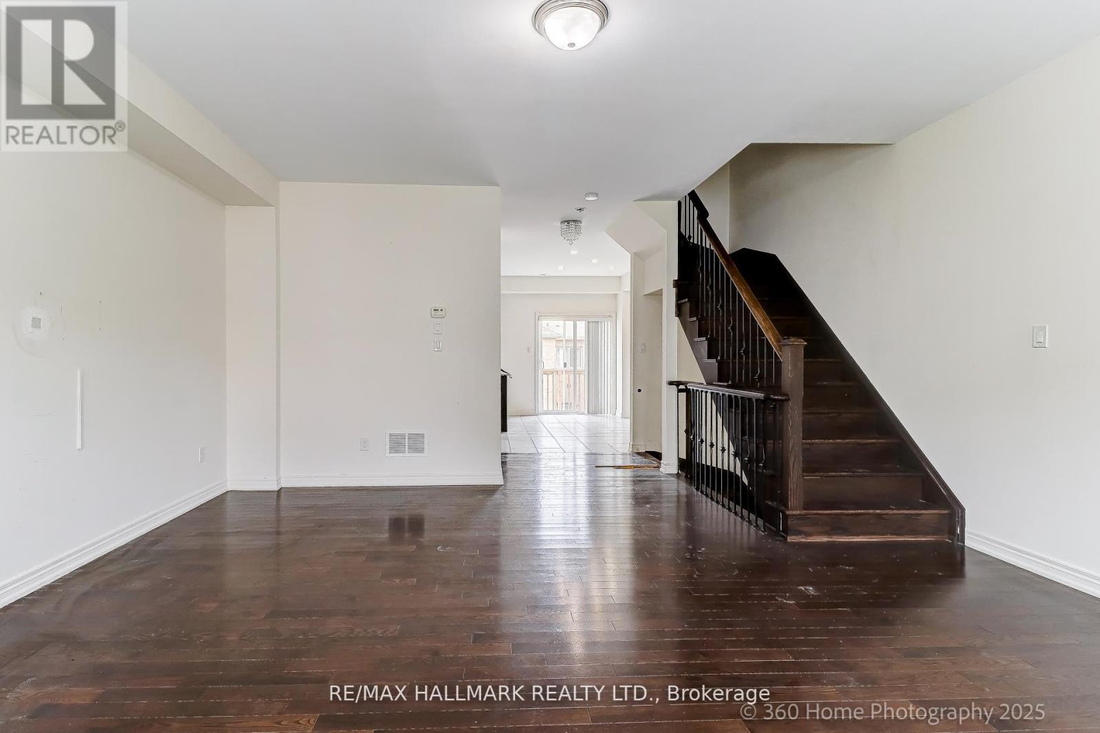 6 Aspen Hills Road, Brampton, Ontario  L6Y 6E3 - Photo 17 - W12455943