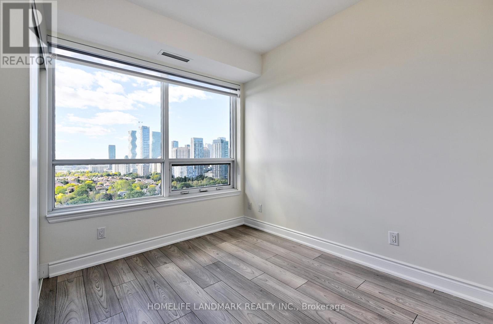 2109 - 36 Elm Drive W, Mississauga, Ontario  L5B 1L9 - Photo 13 - W12455962