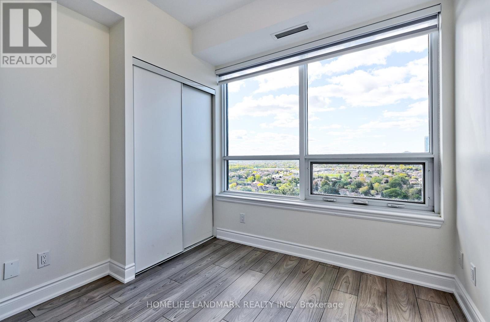 2109 - 36 Elm Drive W, Mississauga, Ontario  L5B 1L9 - Photo 14 - W12455962