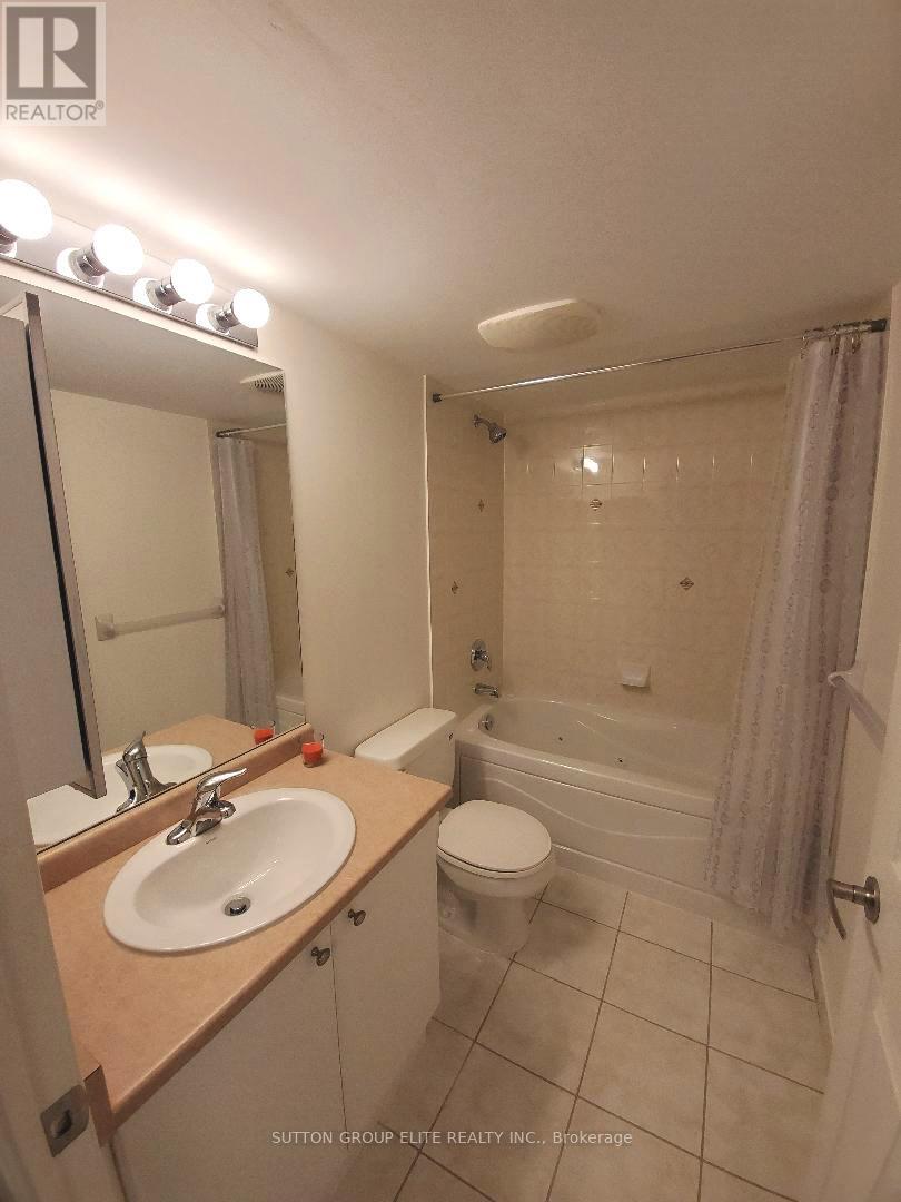 1902 - 335 Rathburn Road W, Mississauga, Ontario  L5B 0C8 - Photo 8 - W12455967