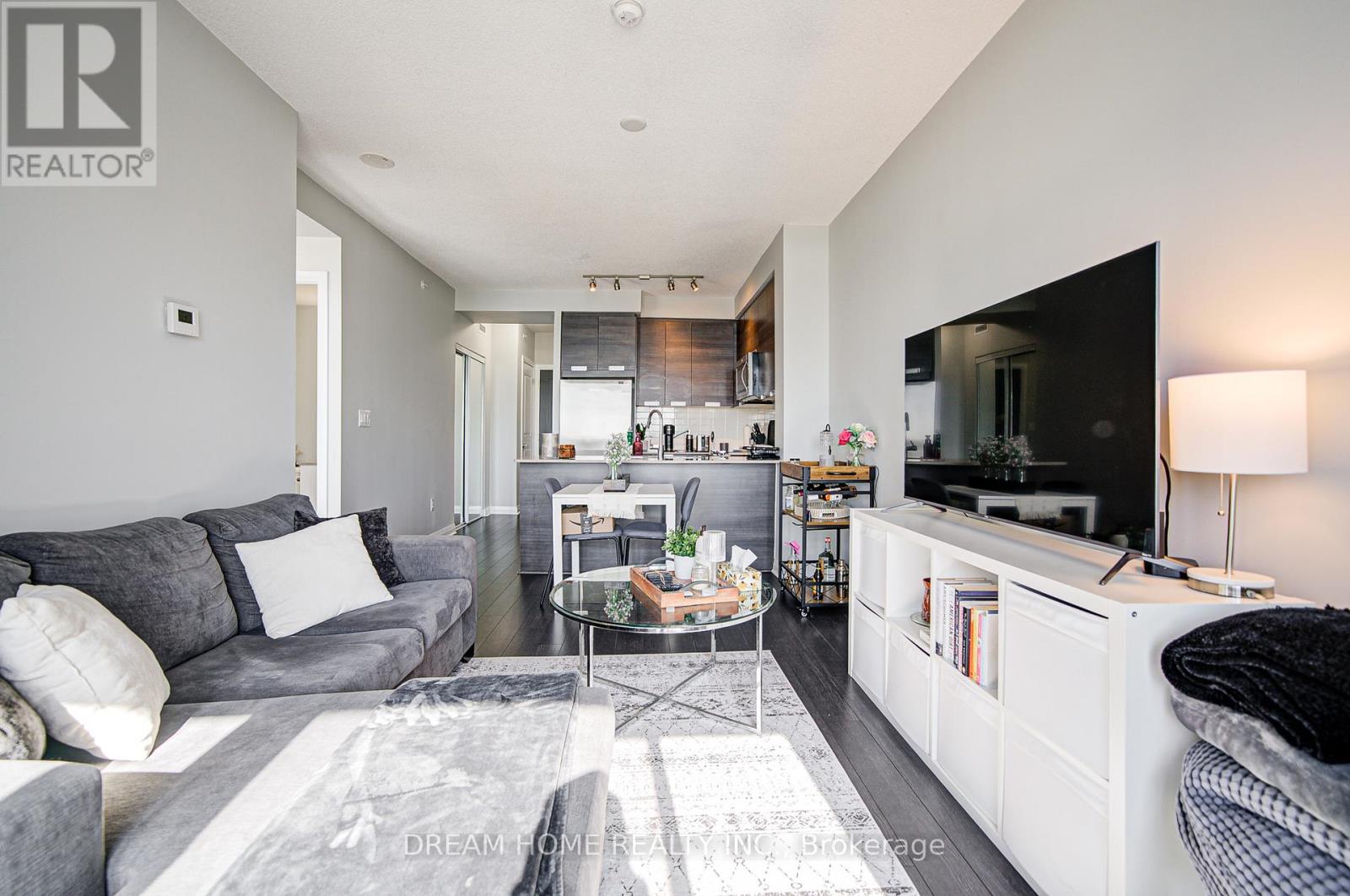 813 - 5033 FOUR SPRINGS AVENUE, Mississauga, Ontario