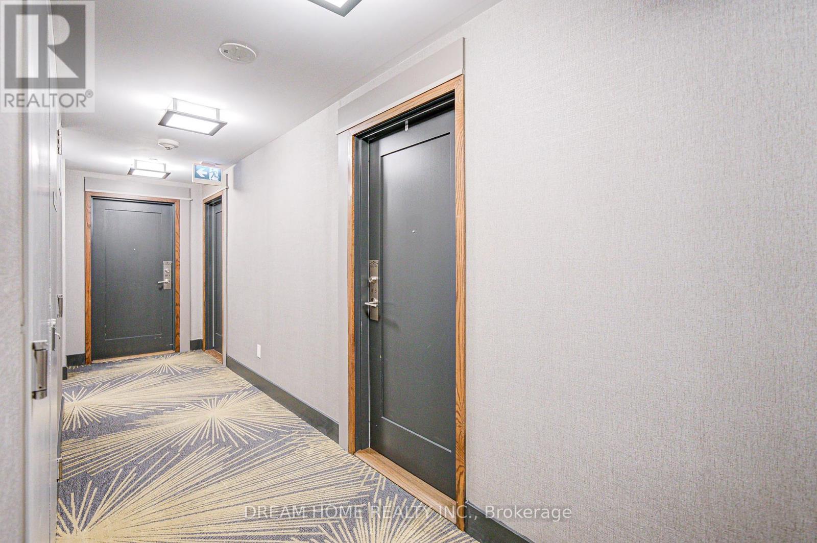 813 - 5033 Four Springs Avenue, Mississauga, Ontario  L5R 0G6 - Photo 3 - W12455981