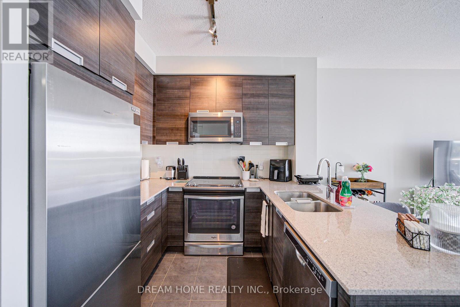 813 - 5033 Four Springs Avenue, Mississauga, Ontario  L5R 0G6 - Photo 8 - W12455981