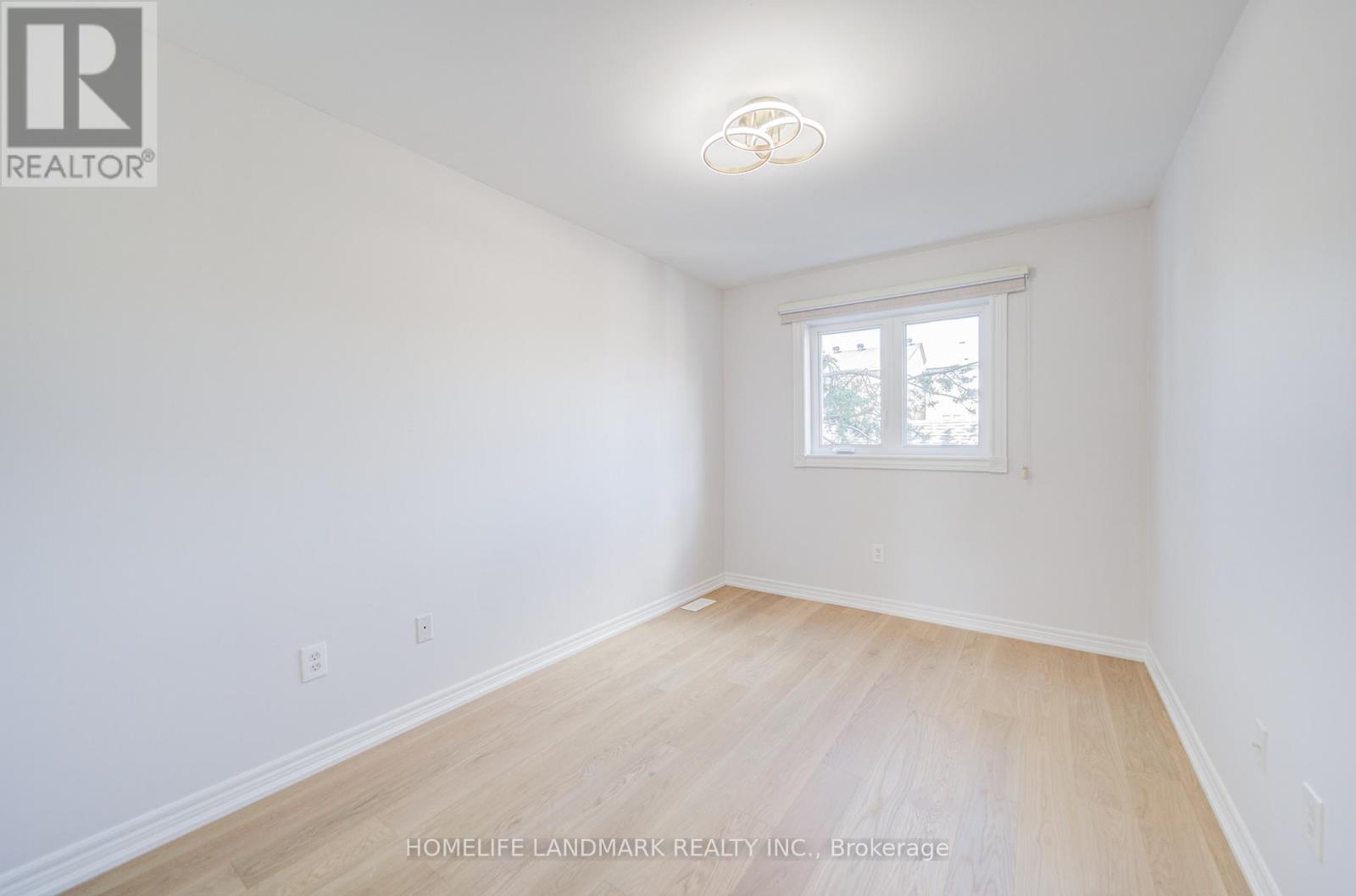 119 Glenashton Drive, Oakville, Ontario  L6H 5M1 - Photo 20 - W12455982