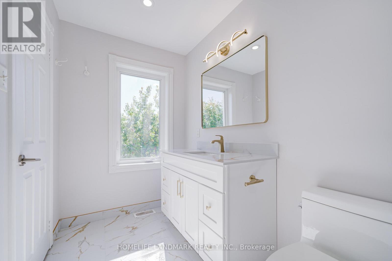 119 Glenashton Drive, Oakville, Ontario  L6H 5M1 - Photo 25 - W12455982