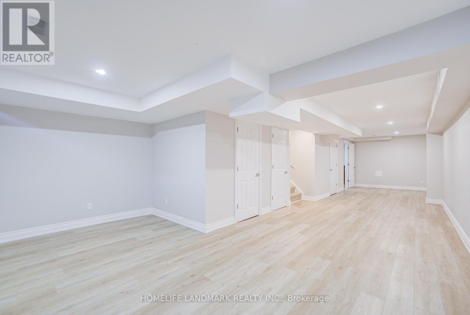 119 Glenashton Drive, Oakville, Ontario  L6H 5M1 - Photo 31 - W12455982