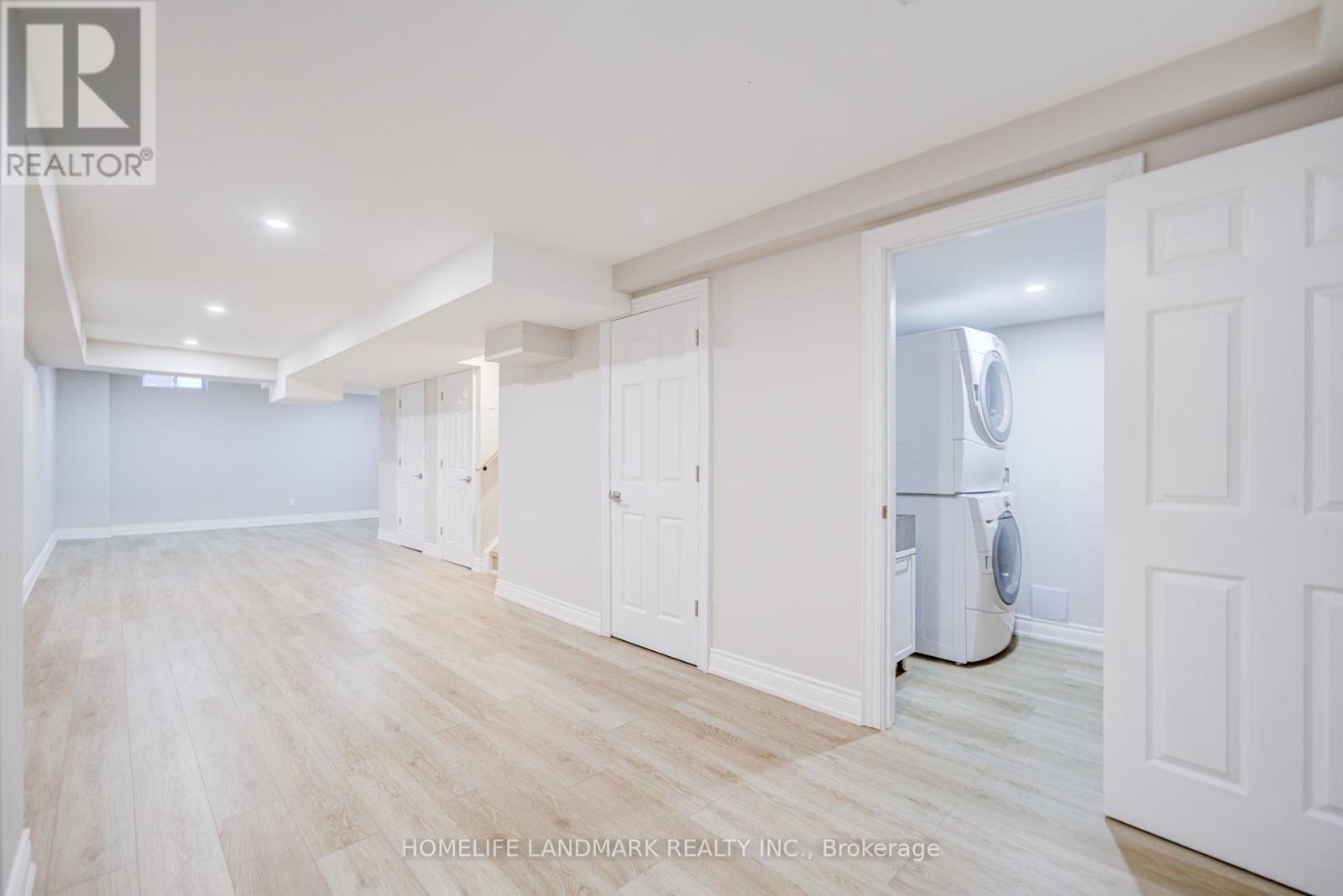 119 Glenashton Drive, Oakville, Ontario  L6H 5M1 - Photo 32 - W12455982
