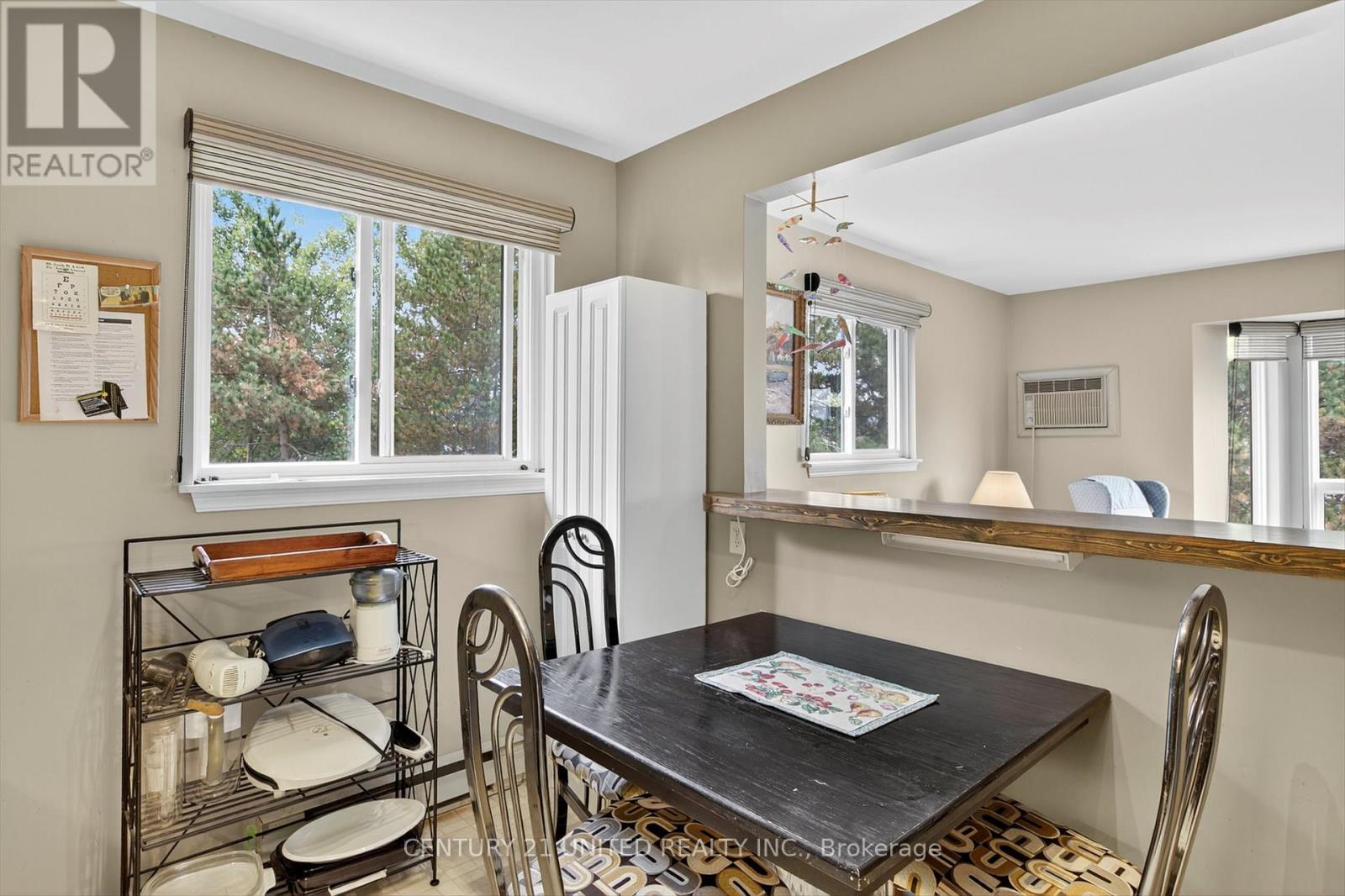 303 - 2020 Mapleridge Drive, Peterborough, Ontario  K9K 1W2 - Photo 14 - X12456022