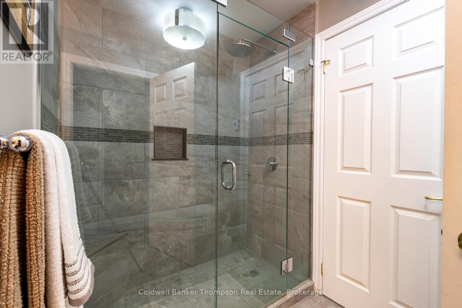30 Deerfoot Trail, Huntsville, Ontario  P1H 0A6 - Photo 31 - X12456009