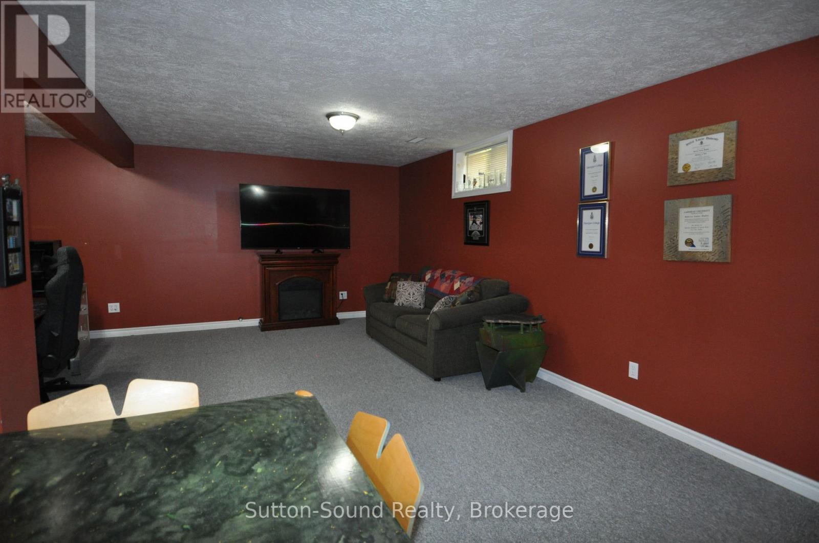 75 John Street, Arran-Elderslie, Ontario  N0H 2N0 - Photo 12 - X12456024